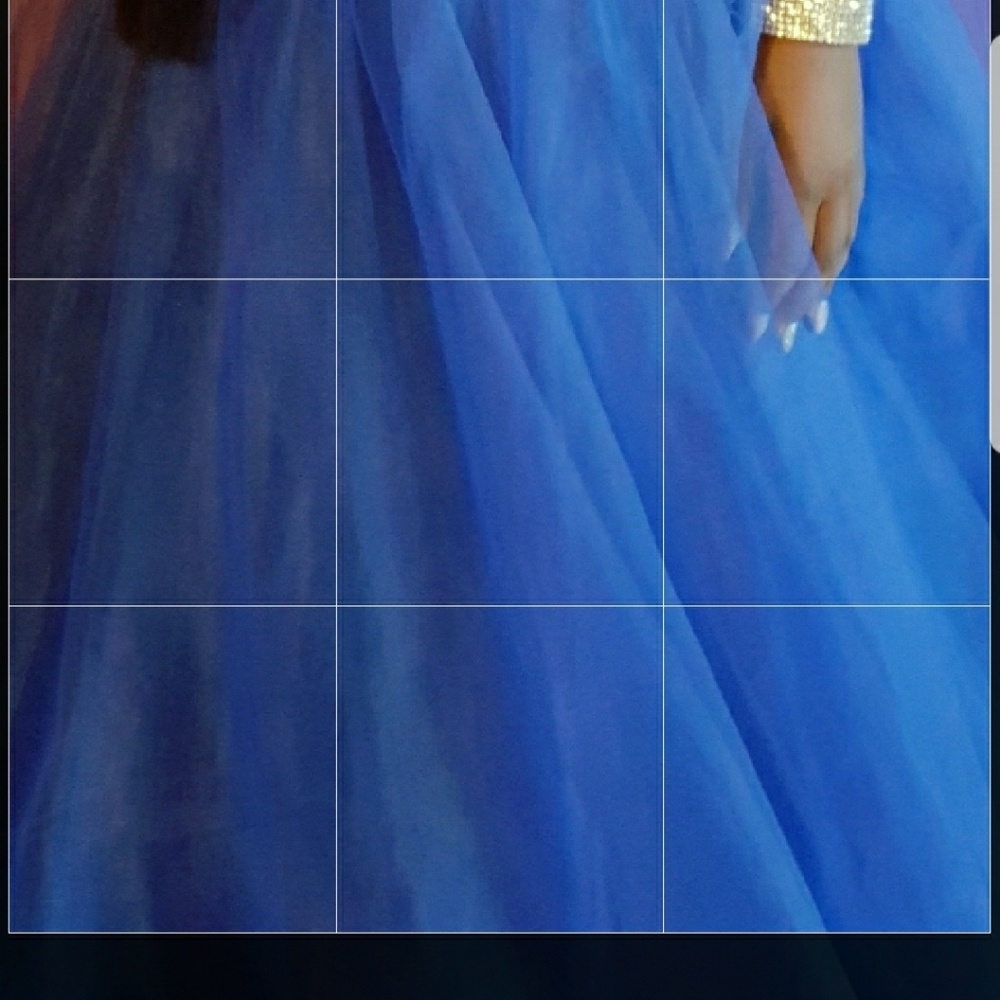 Dress - Picture 2 of 6